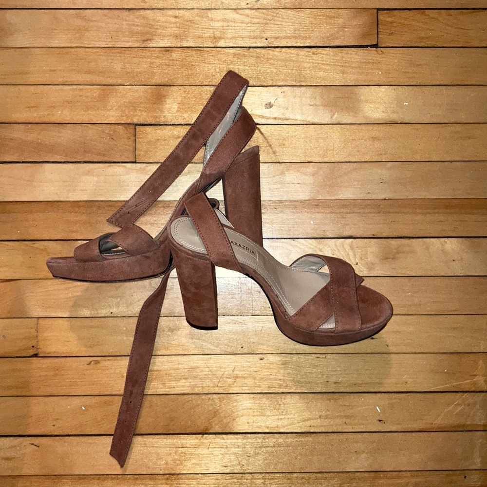 BCBG Rustic Tan/Orange Suede Heels